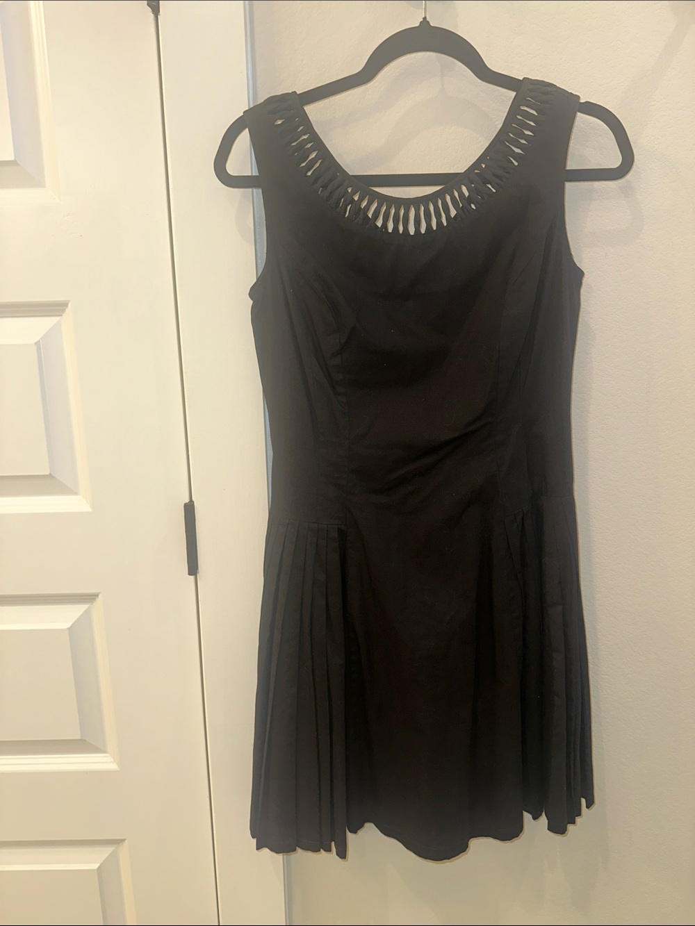 EUC Vintage Women’s Dress Sarah Elizabeth Black Sleeveless Pleated Midi Dress 4